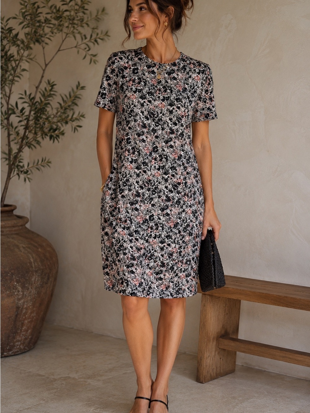 Cacharel sz 6 Floral Print midi length Women's Dress, back zip great condition
